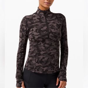 *EUC* Lululemon Run Briskly 1/2 Zip in Heritage Camo Black Lunar Rock Size 6